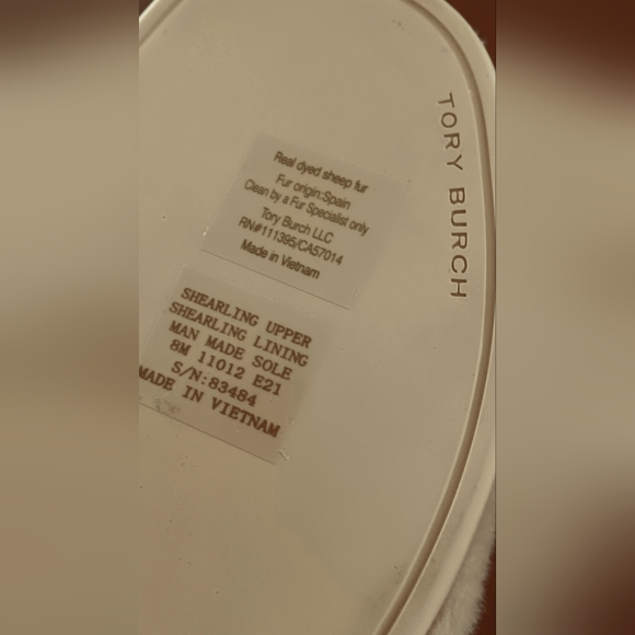 Tory Burch Cream Double T Shearling   Slides Sandals - Picture 5 of 6